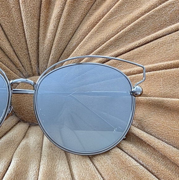 Modern Silver Round Cat Eye Sunglasses - Picture 2 of 4